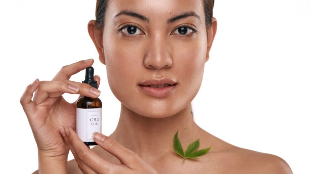 L'Olio di CBD per la Cura della Pelle: Benefici, Ricerche e Consigli Pratici